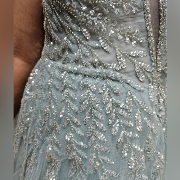 One Shoulder Split Thigh Mesh Beaded Formal Dress, Women Gown - Picture 8 of 9